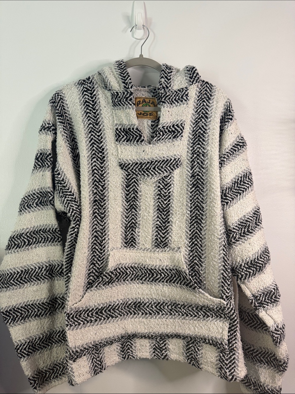 Baja-Style Hooded Pullover Sweater - Black & White